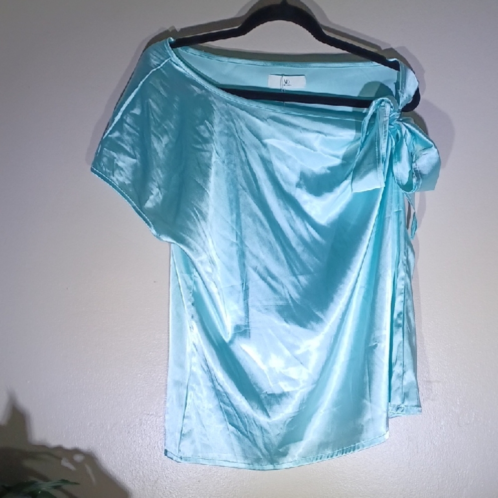 Chic Light Blue Women's Blouse